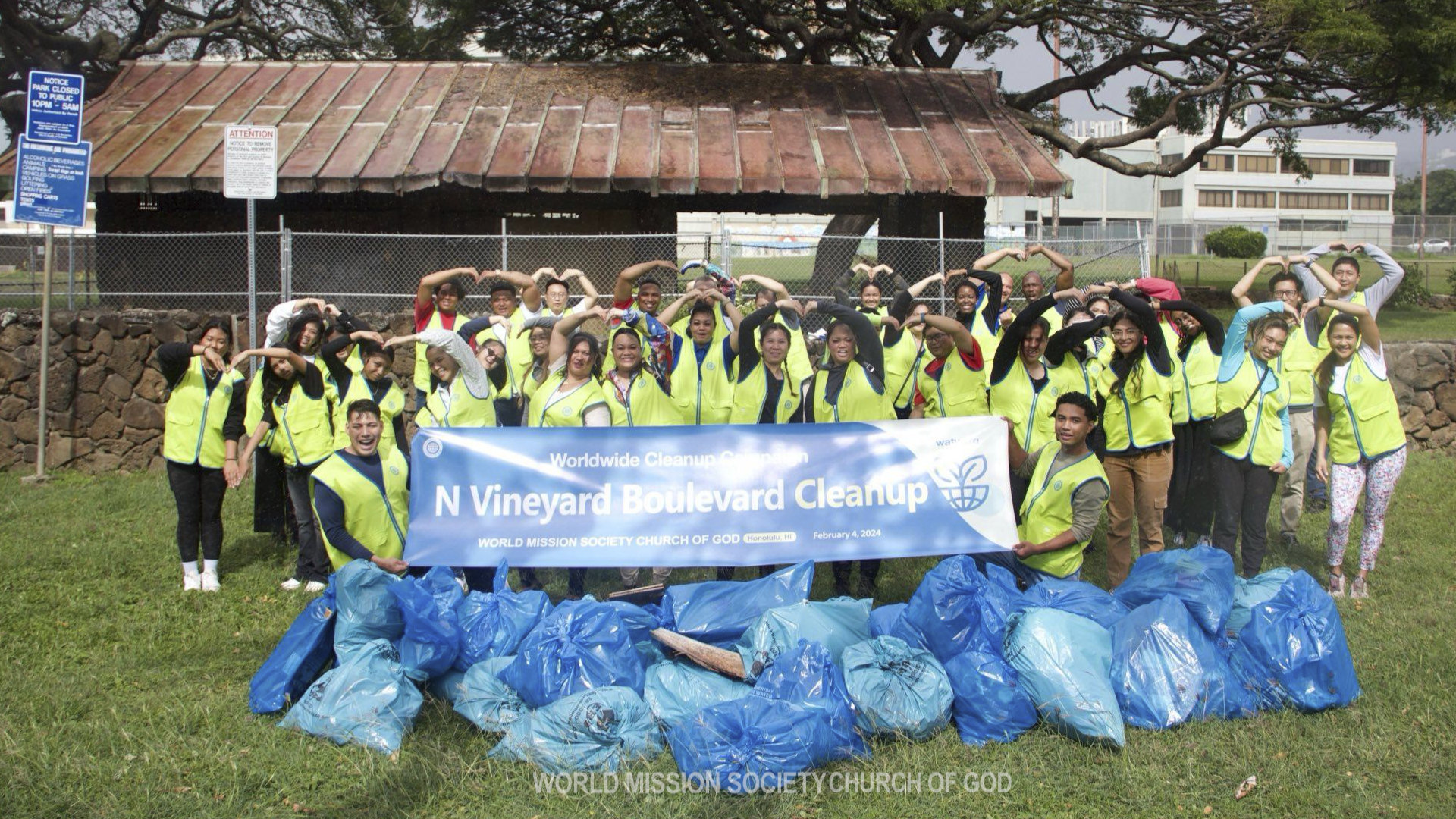 Read more about the article Neighborhood Cleanup to Spread the Love of the Passover