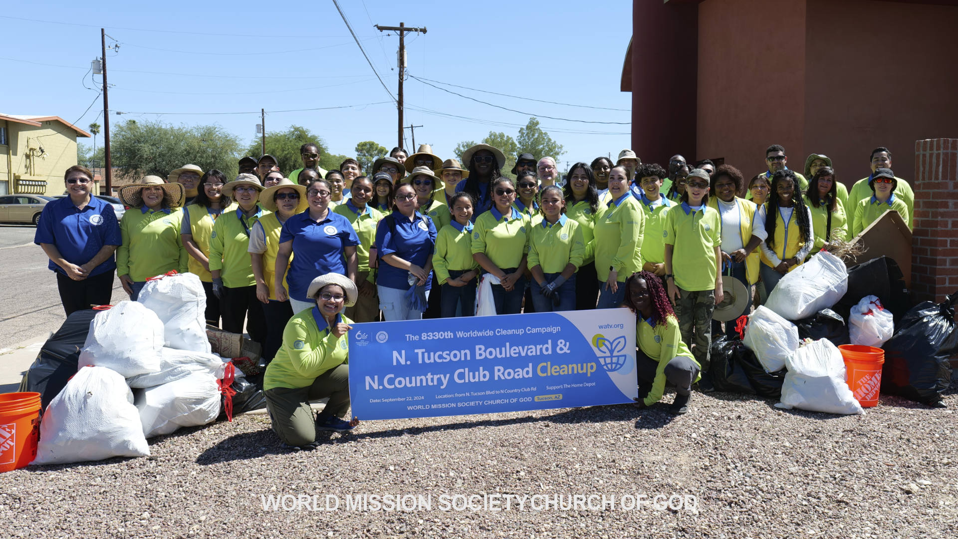 Read more about the article Street Cleanup by Tucson Church Shares Mother’s Love