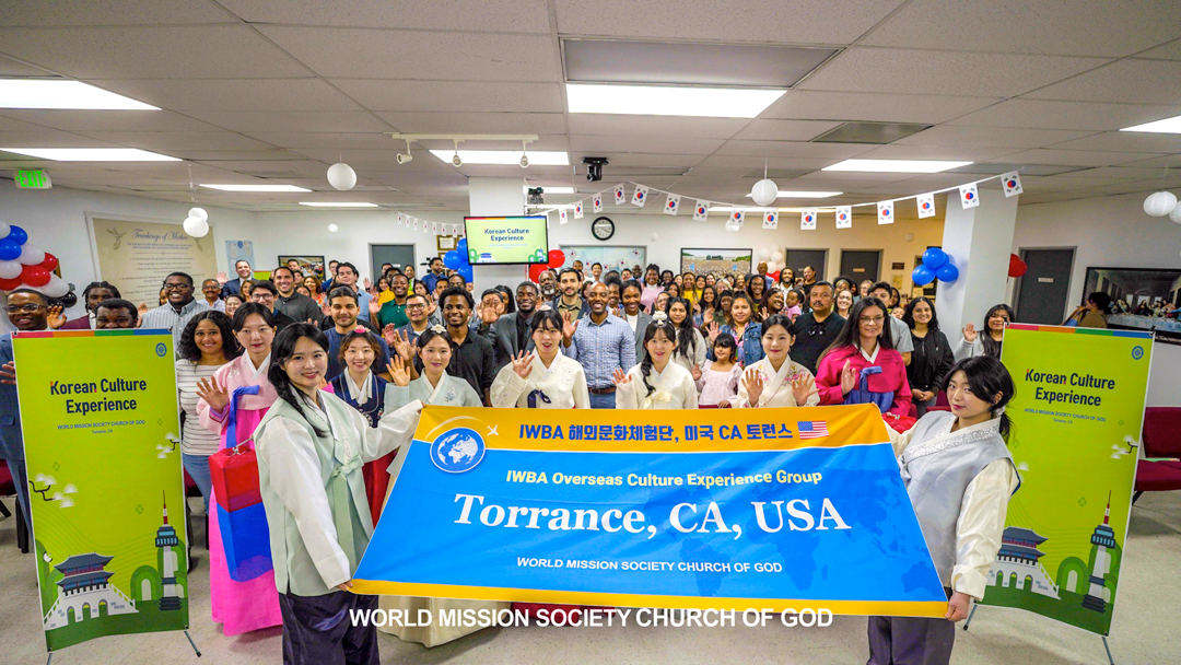 Read more about the article Korean Cultural Event Welcomes Community Into God’s Heavenly Family